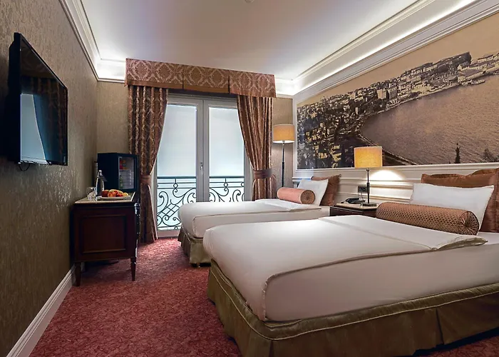 Mell Hotel